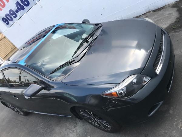 Low Price Auto Glass & Tint