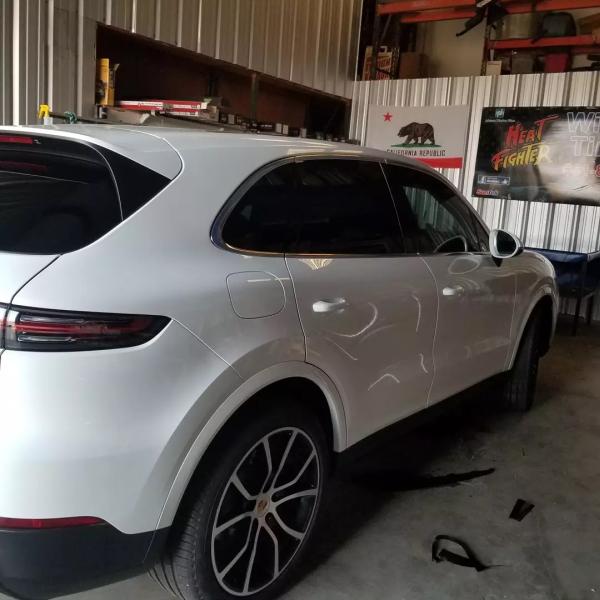 Heat Fighter Autoglass & Window Tinting