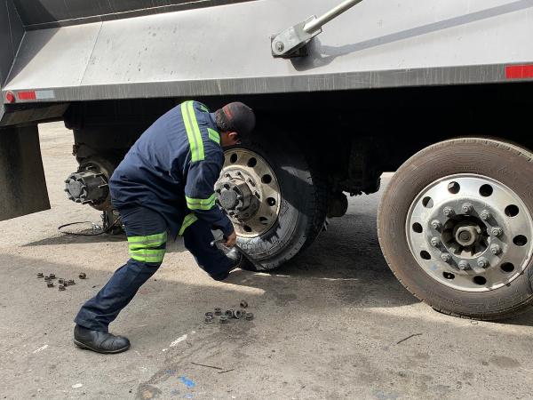 Socal Truck & Tire Center