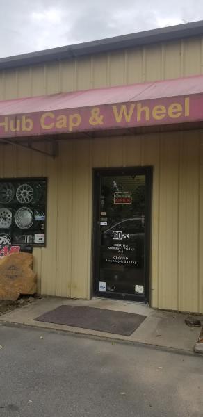 Hubcap & Wheel
