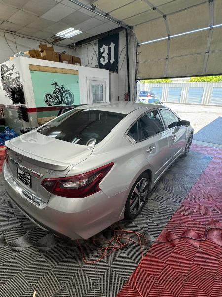 Advance Window Tinting