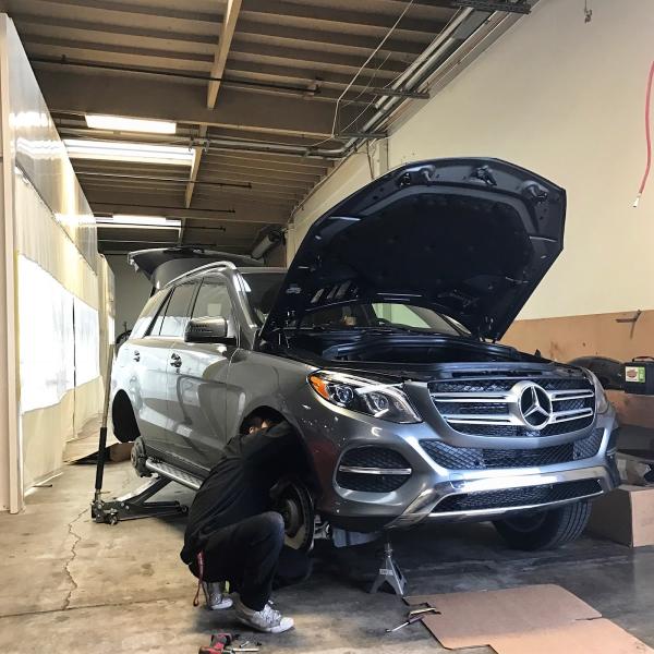 Diamond Hills Collision Center