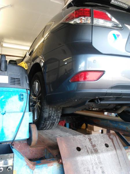 Mr Good Lube 10 Minute Oil Inc