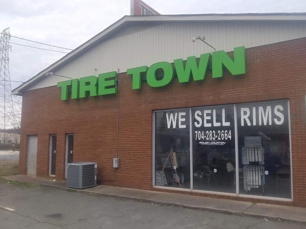 Tire Town Full Automotive