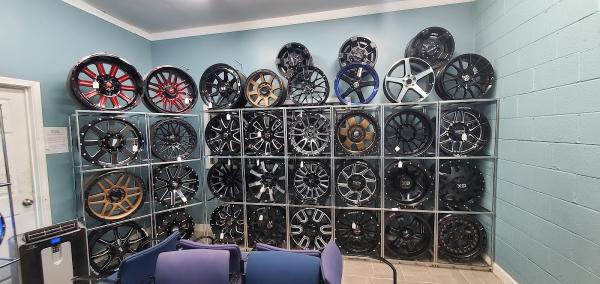 B & H Wheels AND Tires Dallas