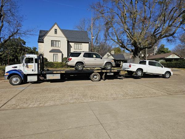 Alberts Towing & Transport