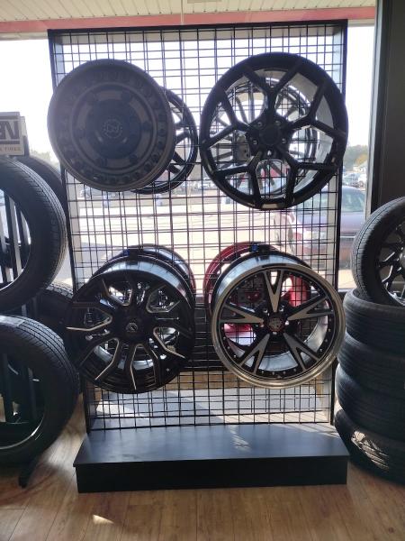 Superior Custom Wheel & Tire