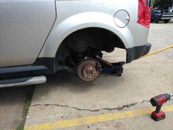 Luckey's Tire & Service