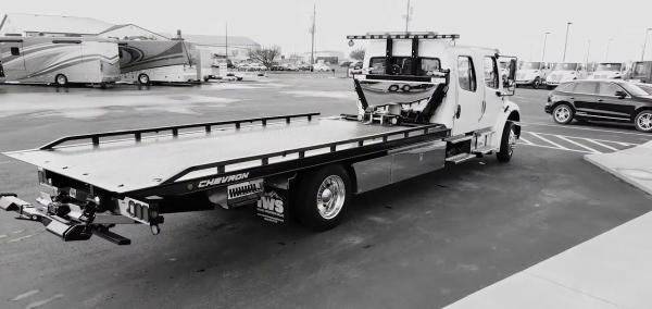 Universal Towing