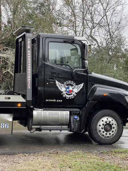 Tink's Towing