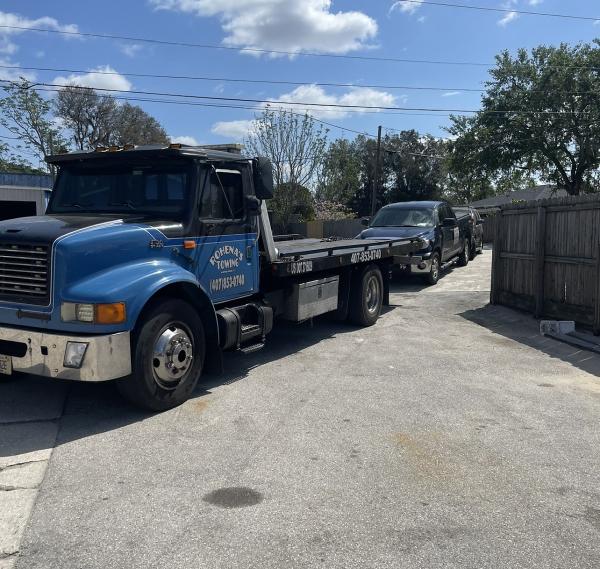 Rohena's Towing