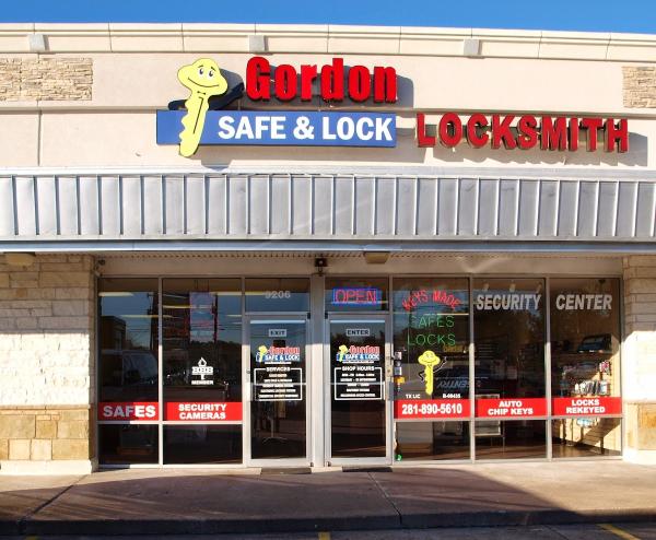 Gordon Safe & Lock