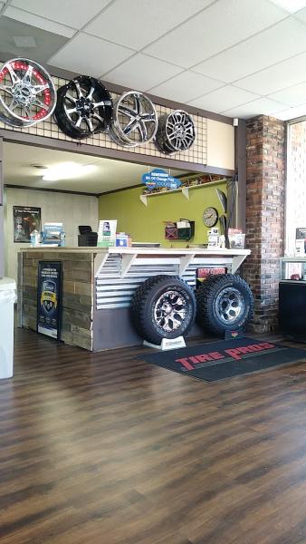 Golden Circle Tire and Service