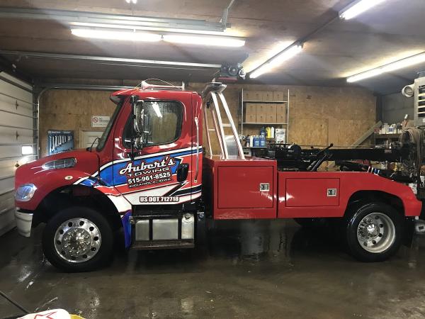 Aubert's Towing