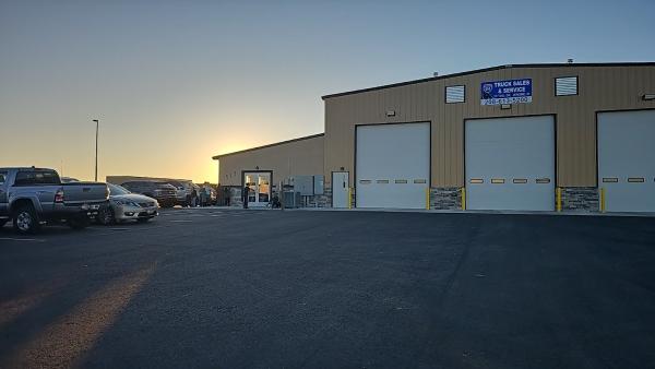 I84 Truck Sales and Service