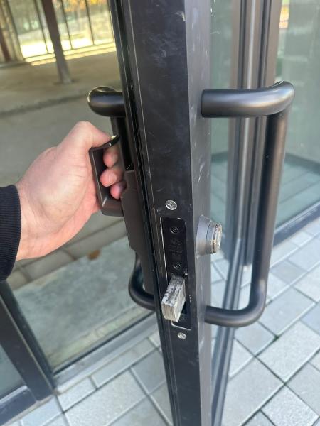 Glorious Locksmith