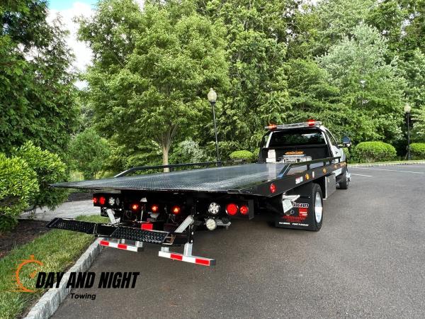 Day and Night Towing