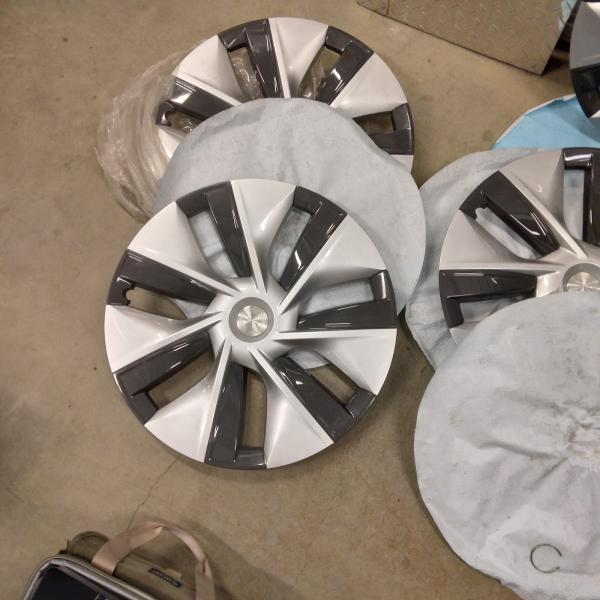 Melrose Tires Wheels & Hubcaps