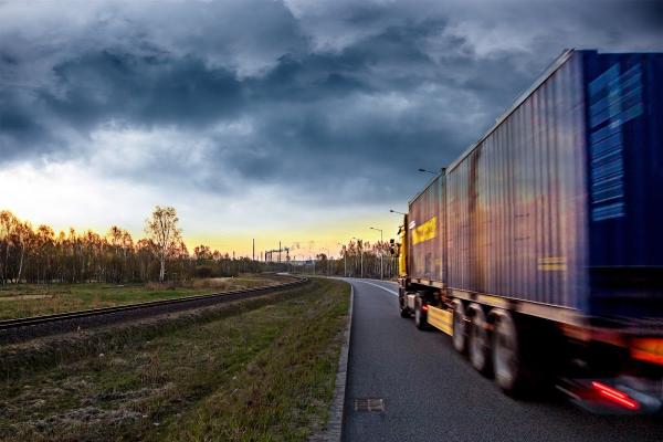 Rigs Trucking Company in Fort Worth