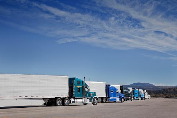 Rigs Trucking Company in Fort Worth