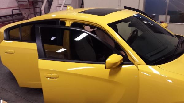 Royal Tint-Auto Glass & Power Window Repair