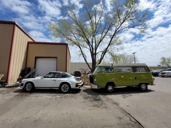 Fast-Foreign Auto Services Techs