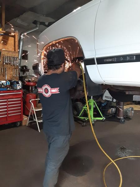 J & R Auto/ San Juan Tire