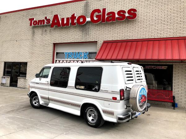 Tom's Auto Glass