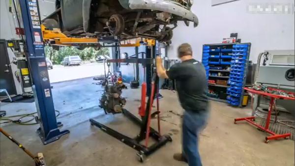 Traverse Body and Paint