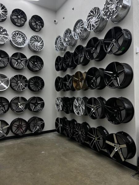 Colorado Customs Wheel & Tires