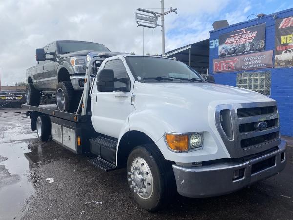 Velazquez Towing