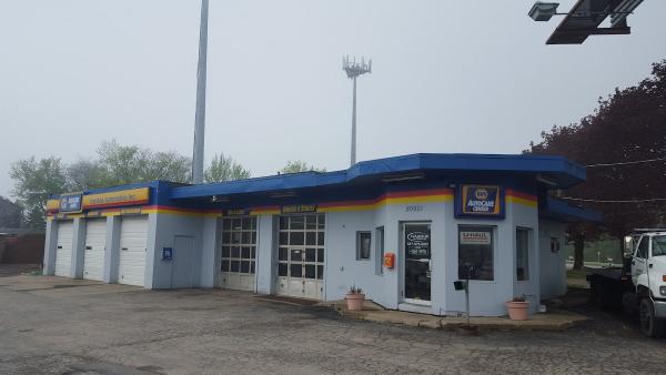 Ivanhoe Automotive & Towing