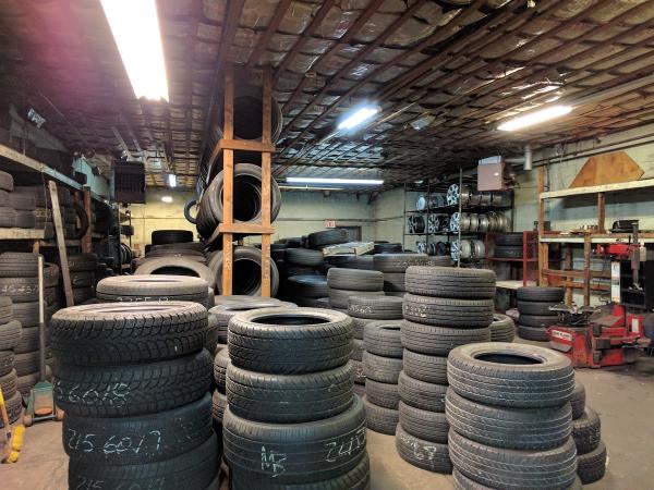 Jenni Tire Shop
