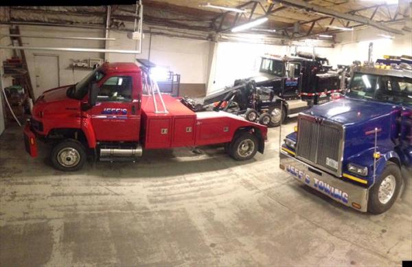 Jeff's Auto Body & Towing