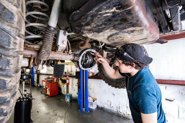 Poston Motor Co