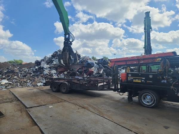 C&D Scrap Metal