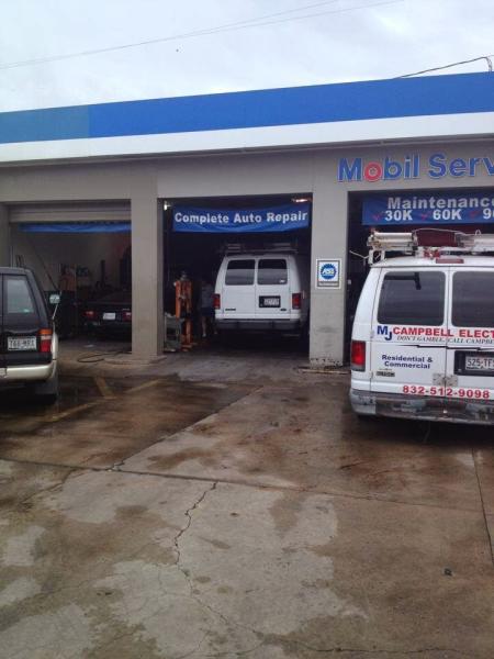 Heights Mobil Car Care