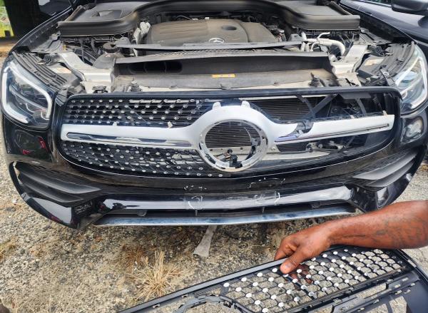 AA Body Shop and Painting