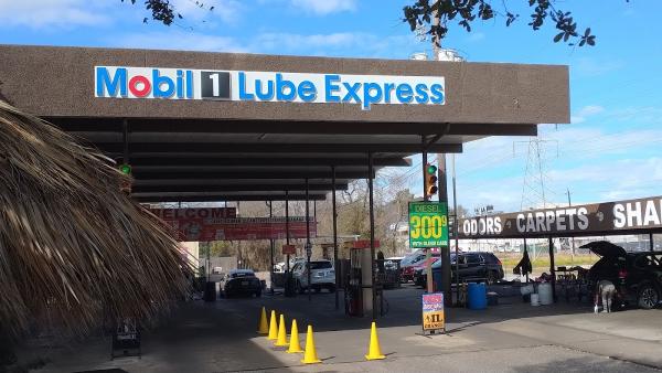 Dr Gleem Car Wash and Lube Center