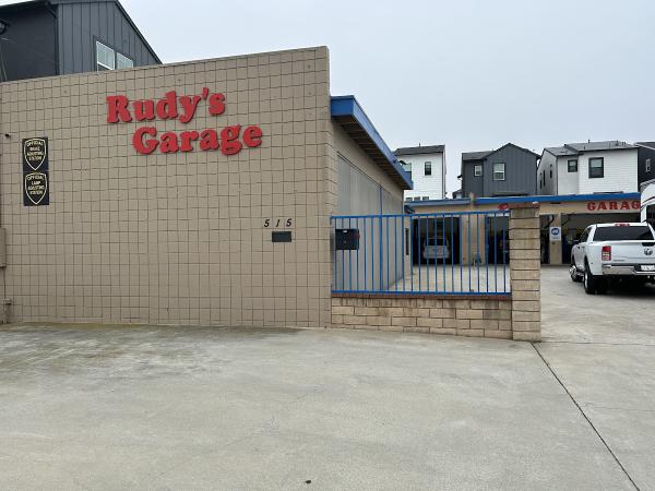 Rudy's Garage