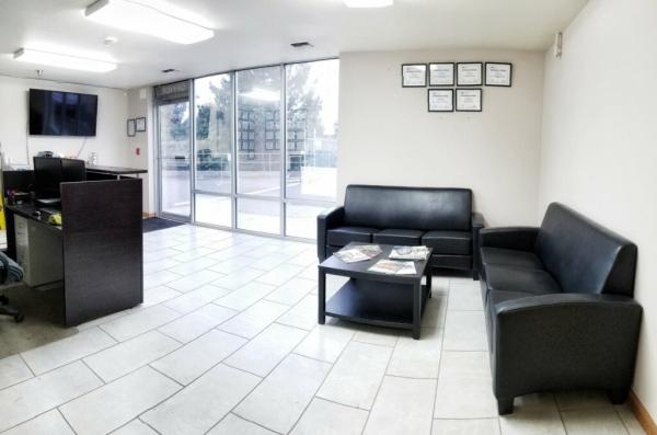 Lee's Automotive