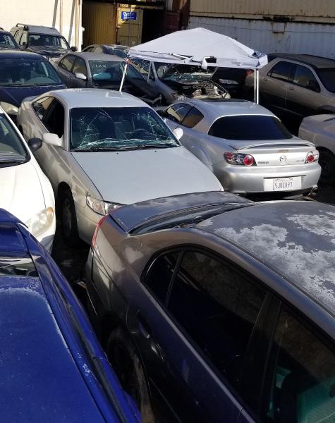 Junk Cars For Cash /We Buy Cas / Auto Junk