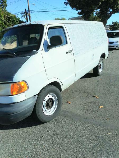 Junk Cars For Cash /We Buy Cas / Auto Junk