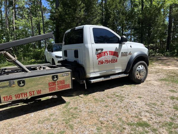 Smith's Towing LLC
