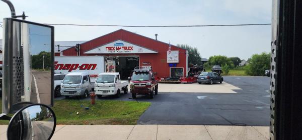 Moy's Custom Paint & Collision