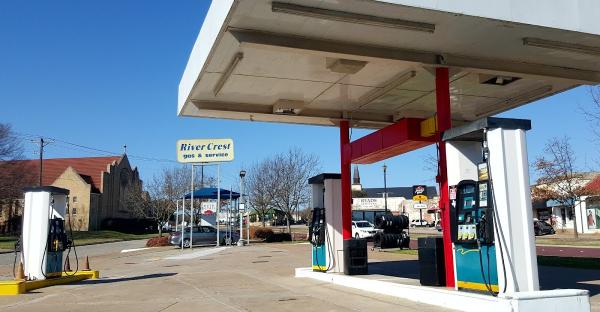 River Crest Gas and Service