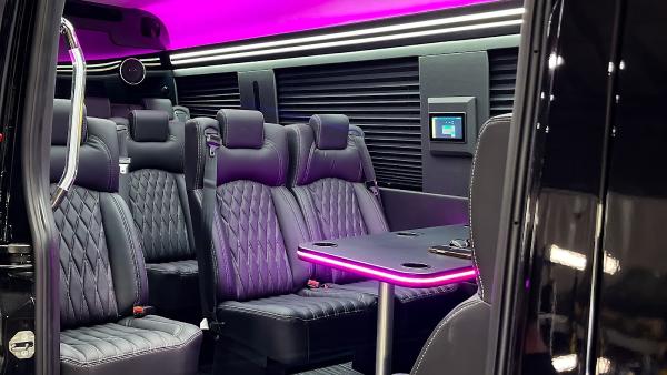 Empress Elite Limousine