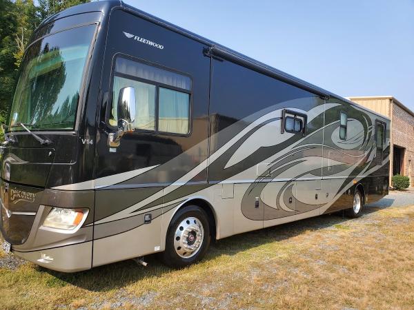 Royal Touch Mobile Detailing L.l.c