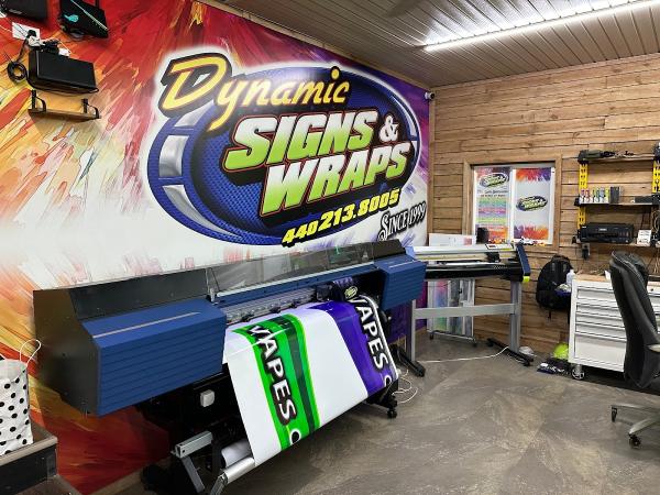 Dynamic Signs and Wraps