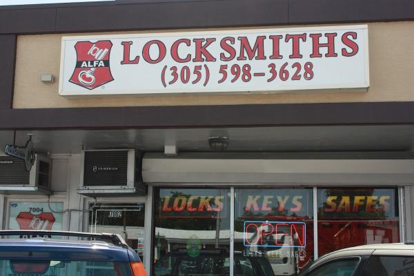 Alfa Lock Service